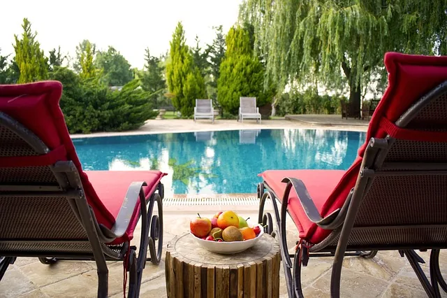 A Buyer’s Guide to Pool Heaters
